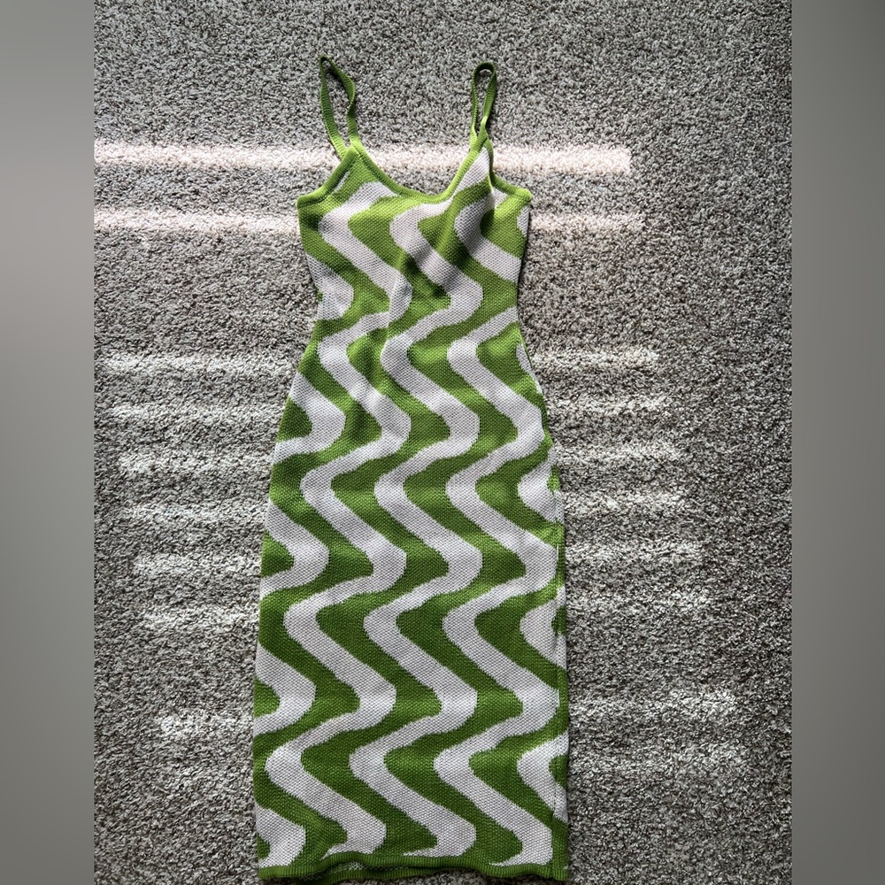 bodycon knit midi dress